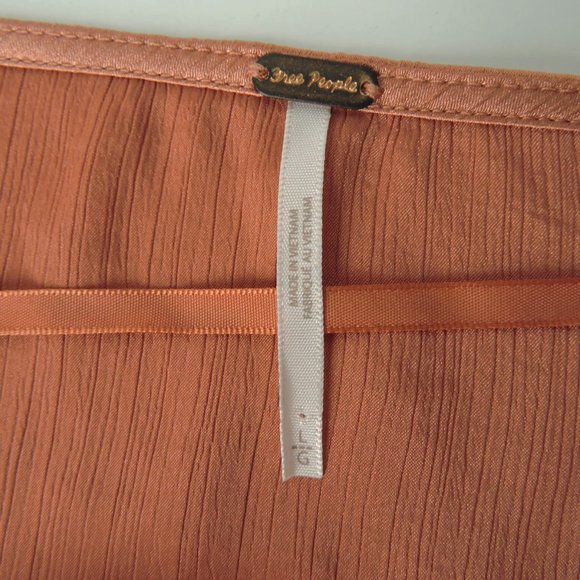 Free People Santiago Blouse long sleeve satin smocked bodice Cinnamon Pink - Picture 6 of 12